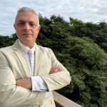A cobrança retroativa de tributos exige cautela constitucional — e Leonardo Manzan traz uma análise crítica à luz da nova reforma tributária.