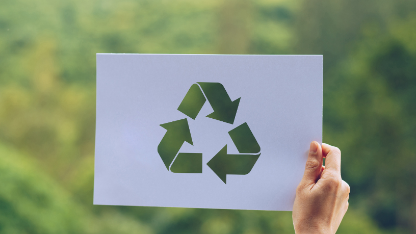 Márcio Velho da Silva destaca a reciclagem como peça-chave para uma gestão de resíduos eficiente e sustentável nas cidades.