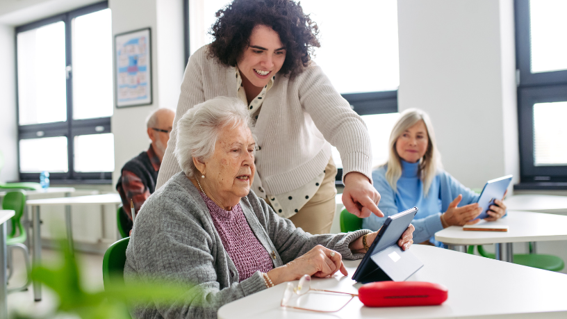 Ao defender direitos e ampliar redes de apoio, o Sindnapi - Sindicato Nacional dos Aposentados, Pensionistas e Idosos reforça o papel da proteção social como base de estabilidade na vida do aposentado.