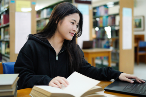 Planejamento de estudos com tecnologia: como Sérgio Bento De Araújo orienta a organização estratégica da rotina para vestibulares e concursos.